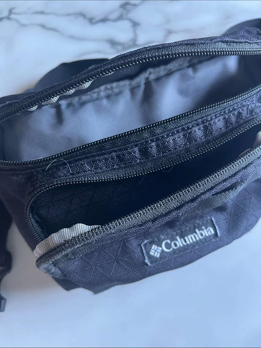 Columbia Black Quilted Waist Pack - Belt Bag
